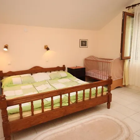 Family Friendly Seaside Zaton, Zadar - 6616 Apartmán *
