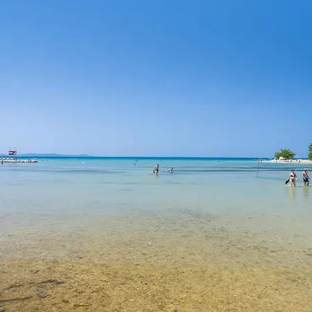 Appartamento Family Friendly Seaside Zaton, Zadar - 6616 Nin